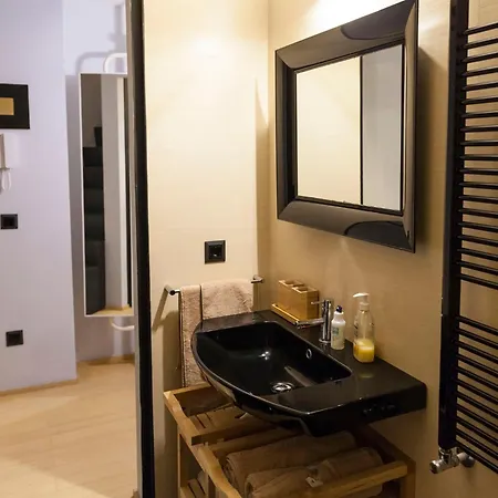 アパート Lomazzo31 - Urban Loft A ミラノ
