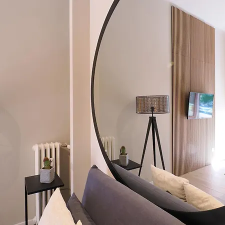 Boutique Design - Subway 300 Meters 15 Mins From Brera * Milán