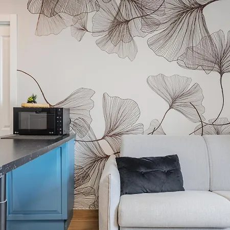 Repetti - Two Adjacent & Independent 10 Minutes To Centre & Linate Airport Apartment *