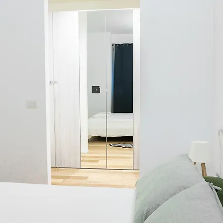 Fashion & Design - Metro California Apartment *