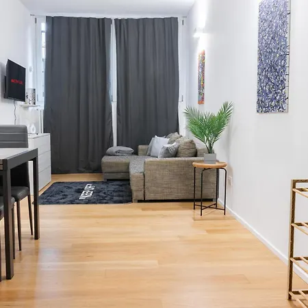 Fashion & Design - Metro California Apartment Mailand