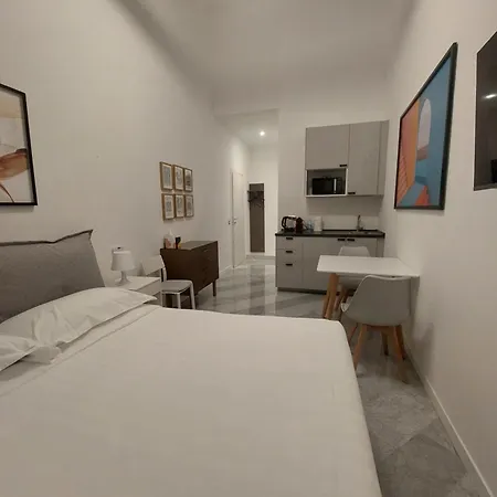 Domist Apartman Milánó