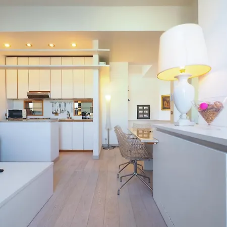 Duomo Luxury X Апартаменты *