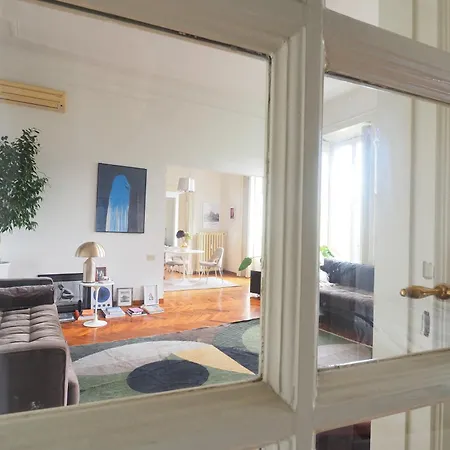 Location Cavour Milaan