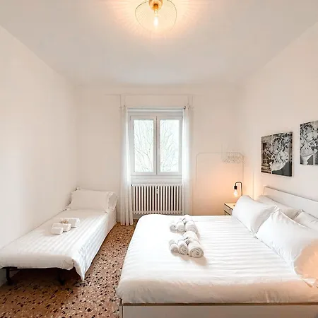 Apartament Free Park, 100m From San Siro, Derby Two-room *