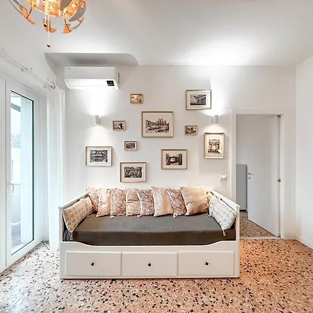 Free Park, 100m From San Siro, Derby Two-room Apartament