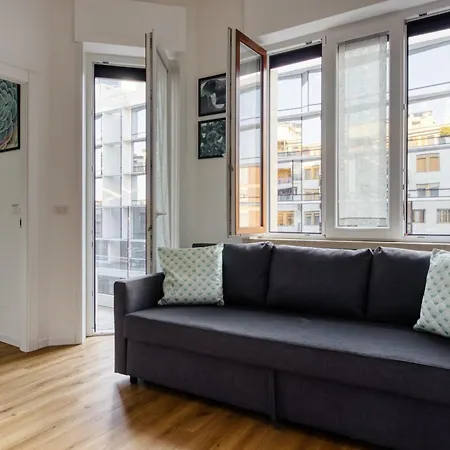 Joivy Elegant & Modern In Isola District Daire *