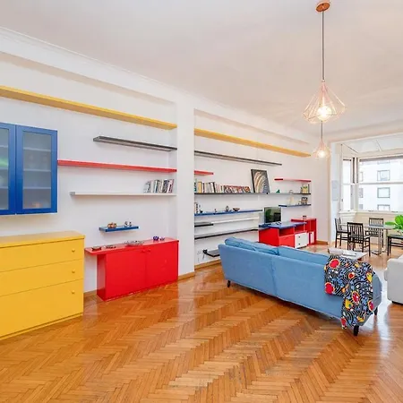 Mondrian Style House アパート ミラノ