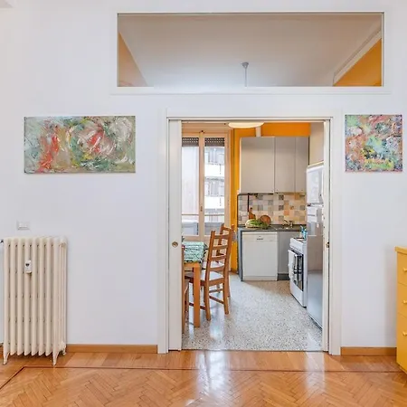 Mondrian Style House ミラノ