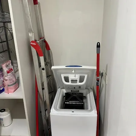 아파트 Spacious Three In Corso Vercelli, In The Center 밀라노