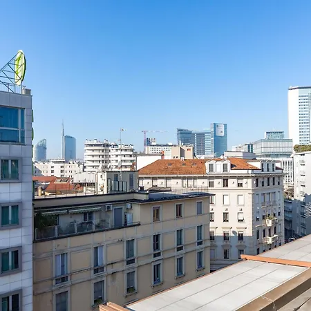 Repubblica-stazione Big House Skyline View 4 Pax Check In H24