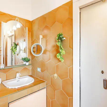 Repubblica-stazione Big House Skyline View 4 Pax Check In H24 Appartement