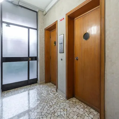 Charming & Bright Near Milan's Fashion District 公寓式酒店 米兰