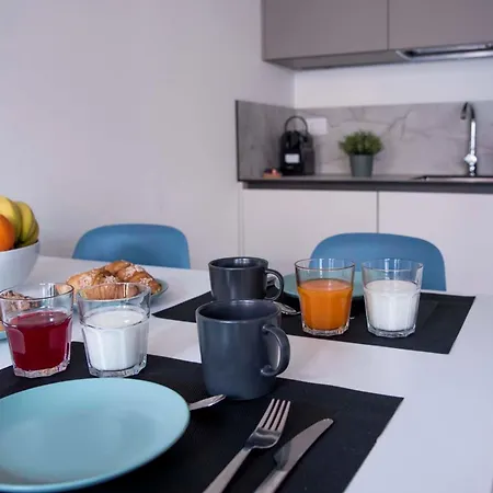 Maffucci 26 - Brand New Flat With Private Parking Spot Apartment *