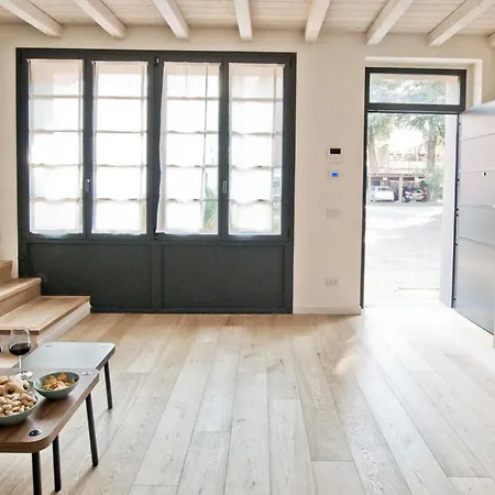 Maffucci 26 - Brand New Flat With Private Parking Spot Apartment
