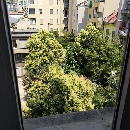 公寓 Beautiful And Spacious Two-room *
