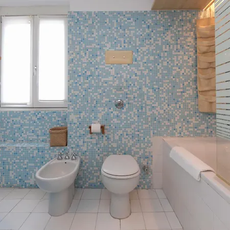 Xenia - Lovely In Corso Genova 10 Min From Duomo Lejlighed *