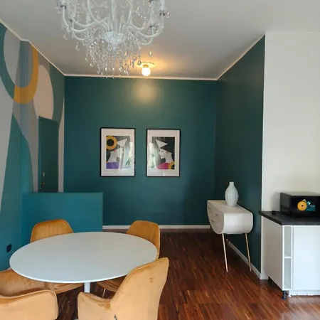 Appartamento Center Navigli Renewed With Ac, Wifi 800mbits, Metro Link To Airport And Station *