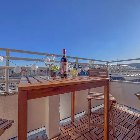 Spacious With Romantic Balcony And 2 Bathrooms Apartment Milan