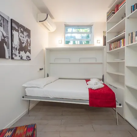Xenia - Renovated Two-room Near Pta Venezia Daire *