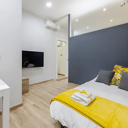 Jonathan - Citta Studi & Porta Venezia - Apartment