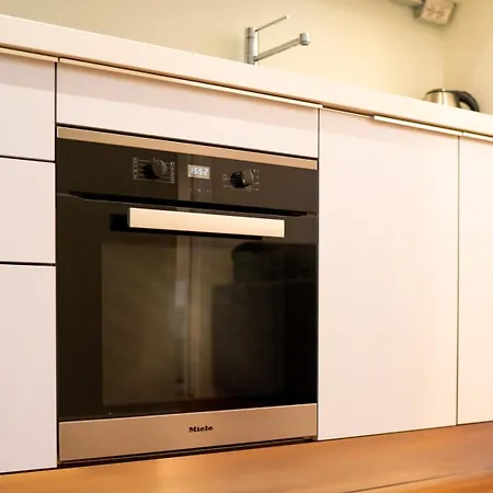 Luxury Flat - Wifi, Ac, Walk To Brera & Duomo * ميلان