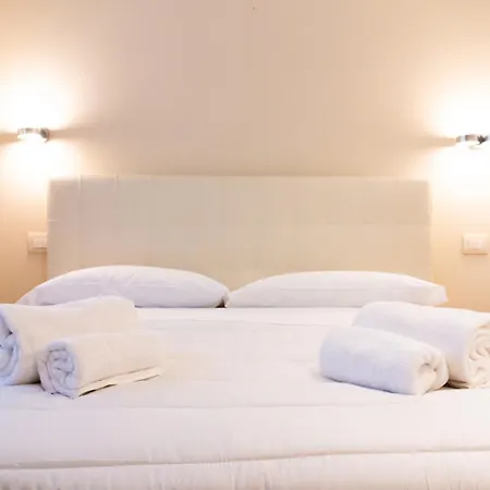 Luxury Flat - Wifi, Ac, Walk To Brera & Duomo شقة