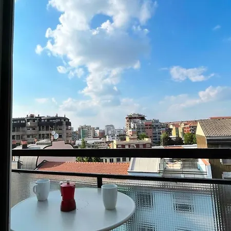 With Balcony And View Close To The Yellow Metro City * Milan