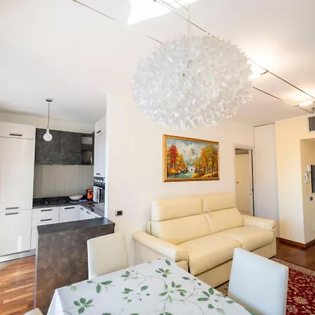 Splendido Bilocale A Due Passi Da Bicocca - M5 Apartment