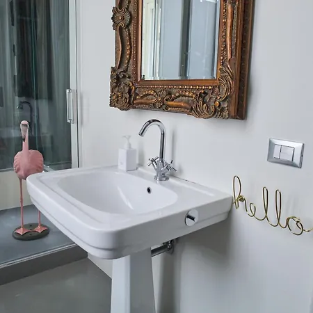 Design - Zona Bocconi * Μιλάνο