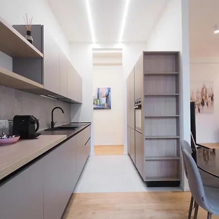 Missori Luxury Lägenhet Milano