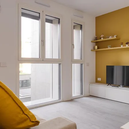 In Financial District 4 Pax מילאנו