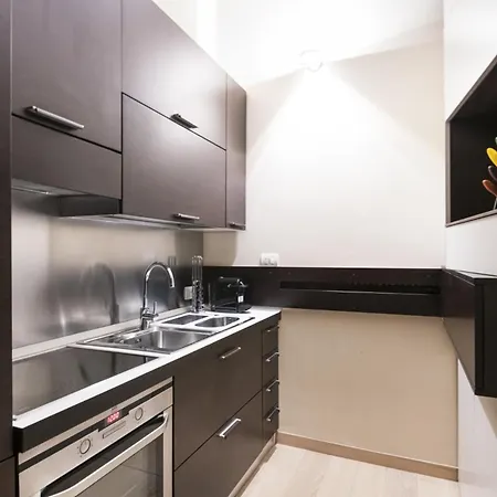 Easylife - - Mercato 5 - Brera * Милан