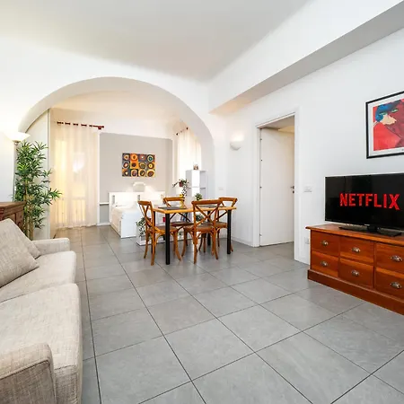 Daire Keys Of Italy - Vigevano Big & Small - 2 Apts By Porta Genova *