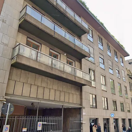 Visconti Di Modrone 18 Mediolan