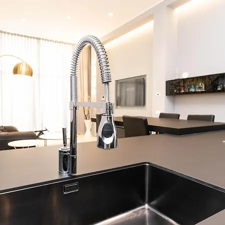 Lr Deluxe - Loft Di Lusso - Repubblica * Milánó