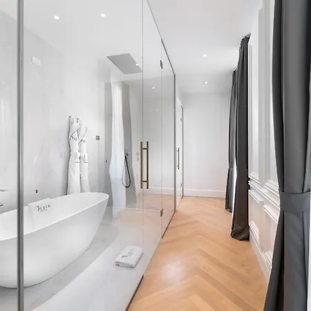 Hotel The Plein - Small Luxury Of The World 5*