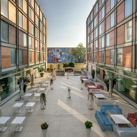 Doubletree By Hilton Hotel Mailand