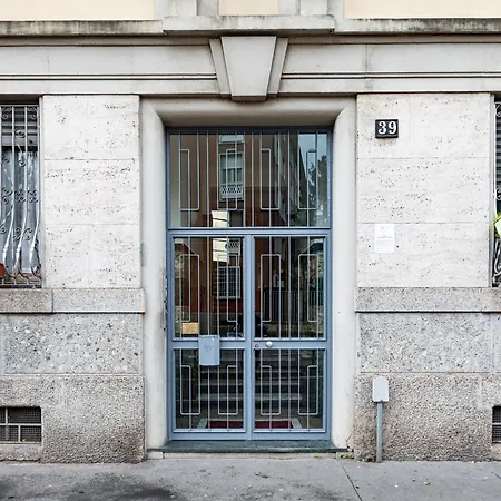 Apartament Certosa Enchanting With Balcony - Collection