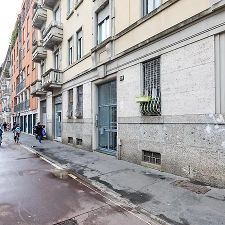 Apartament Certosa Enchanting With Balcony - Collection *