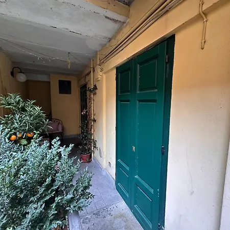 La Vie En Rouge - Porta Venezia Apartmán