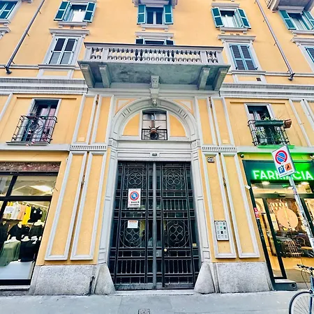 La Vie En Rouge - Porta Venezia Apartmán Milán