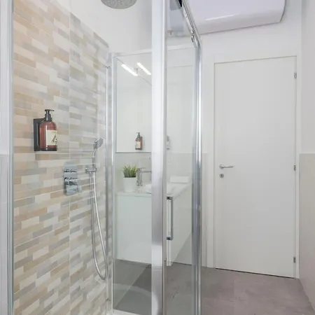 Daire Stayeasy Ripamonti 3p - Center In 15 Mins