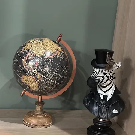 Tree House - Stylish Loft In The Heart Of *