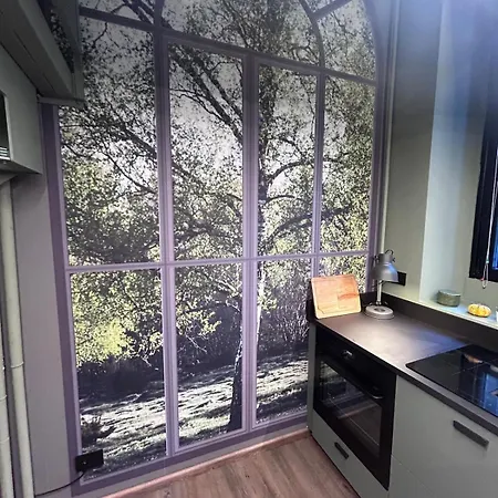 Tree House - Stylish Loft In The Heart Of