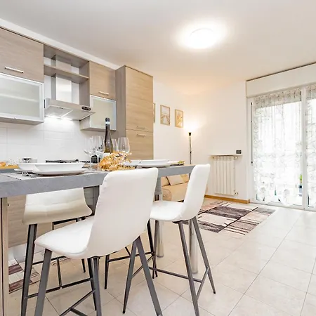 Apartman Skyline Milano-terrazza E Box Auto Esclusivo Milánó