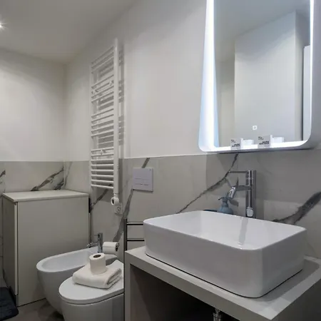 Easylife - Eleganza E Design In Porta Venezia *