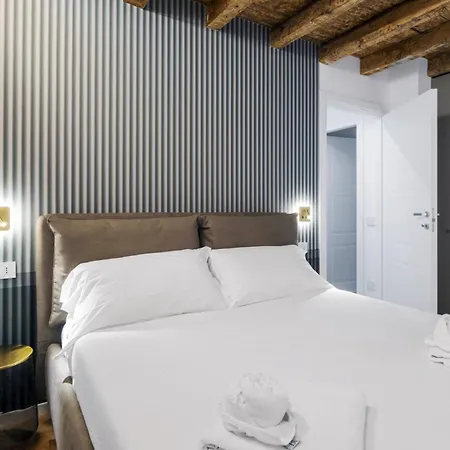 Easylife - Eleganza E Design In Porta Venezia *