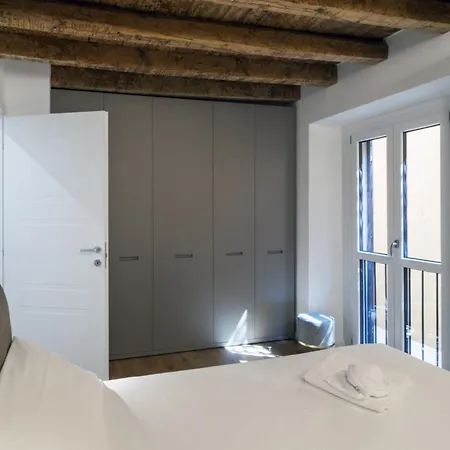 Easylife - Eleganza E Design In Porta Venezia * Milano