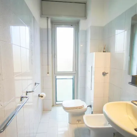 Portello Flat With Balcony *